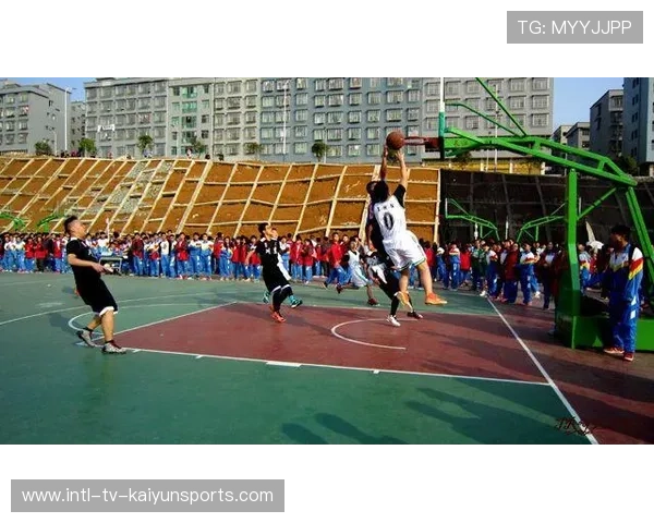 篮球运动在中国青少年校园欺凌干预中的作用，我国校园篮球应如何发展,并举例说明